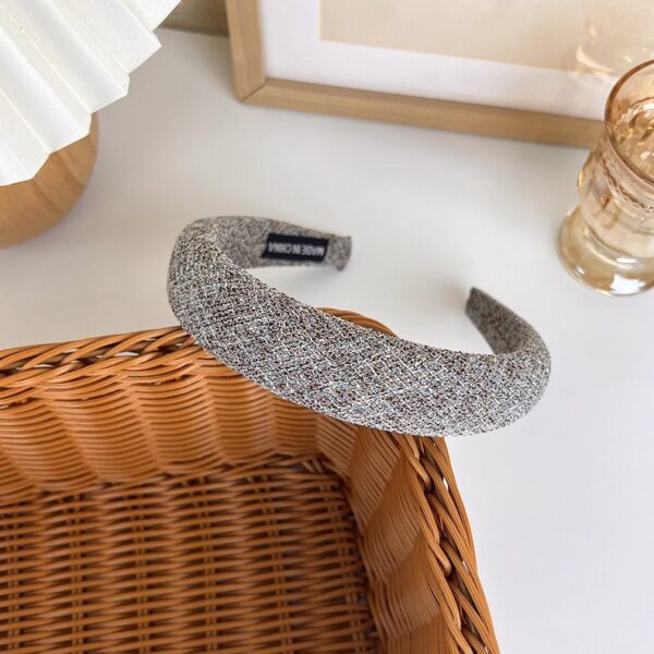 Retro style woolen plaid headband for women - Image 6