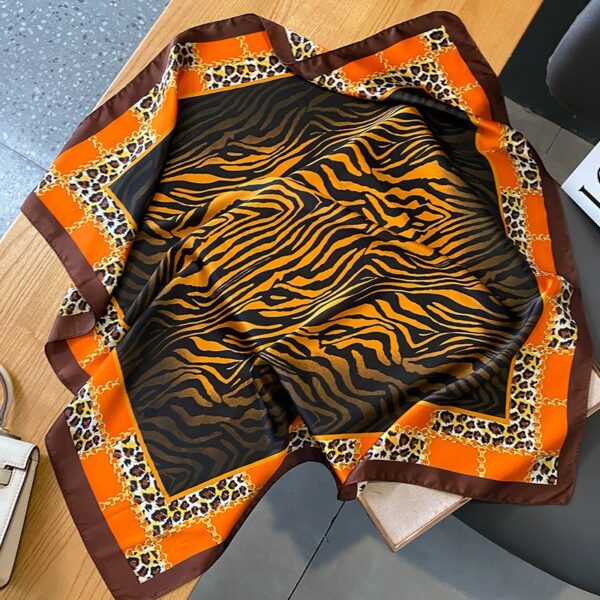 Small Square Scarf Women's Scarf Warm Scarf Leopard Pattern Fashion Scarf Warm and Cold Scarf - Image 3