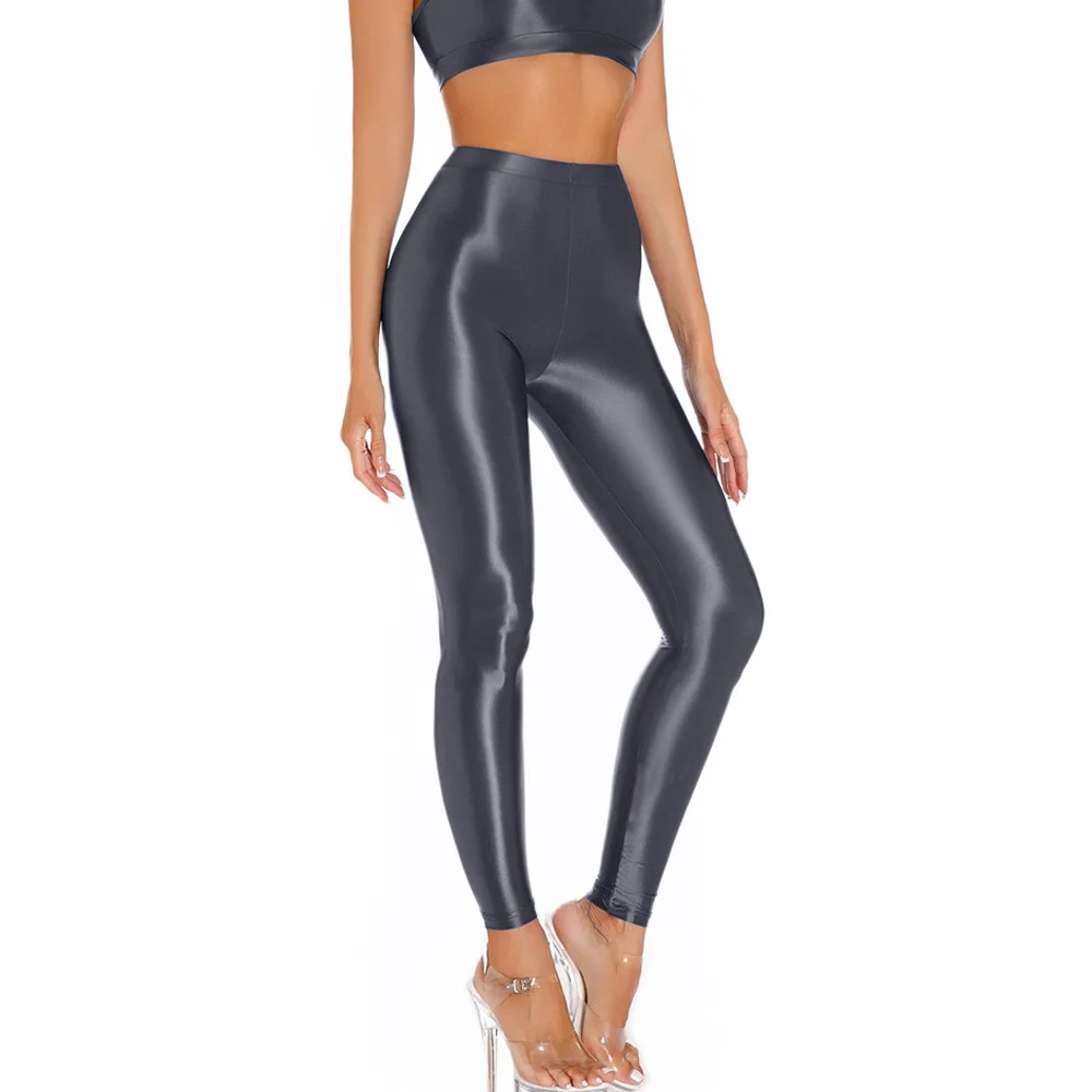 Women's Cropped Sports Leggings - Image 2