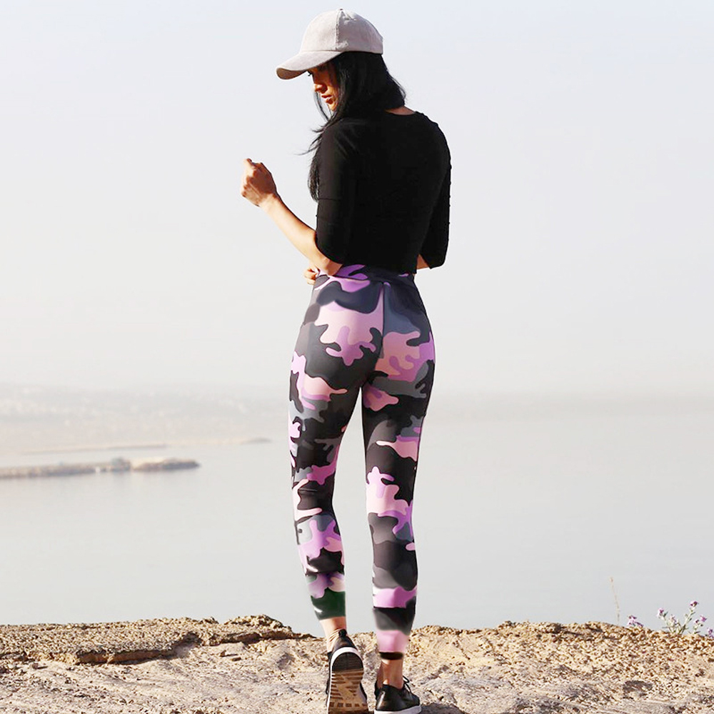 Women's Camouflage Print Workout Leggings - Image 2